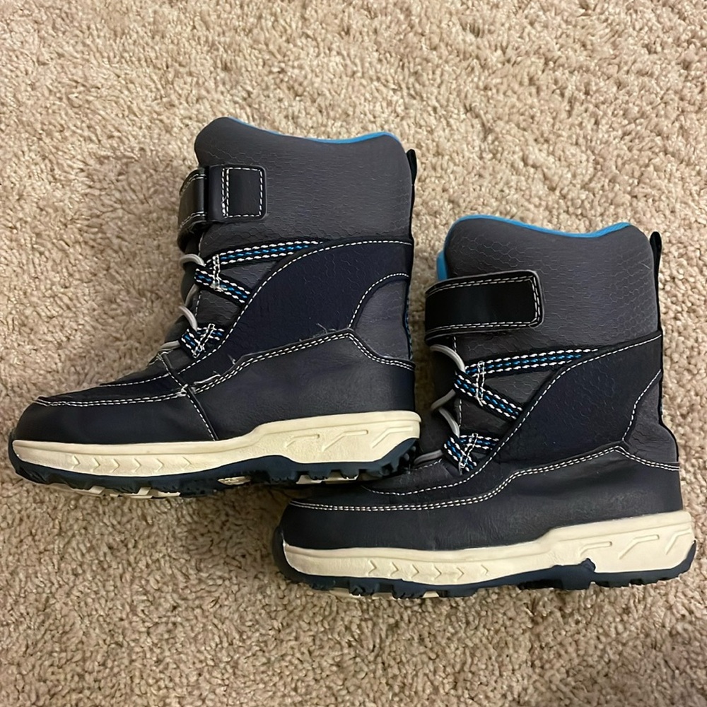 Carter’s Kids Winter Boots – Size 11